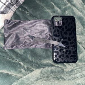 Black leopard iPhone 11 loopy case